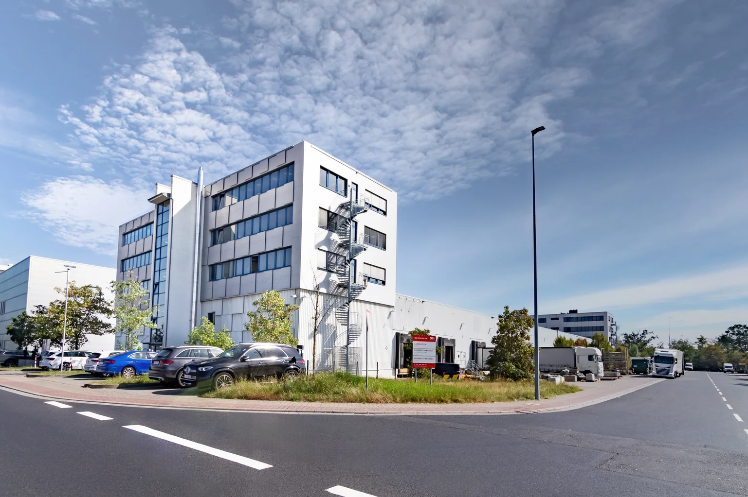 cargo-immobilien-gruppe_angebote_gebaeude-567_buero_003